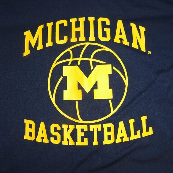 NCAA Michigan Wolverines Basketball Blue Adidas T-Shirt Size XL - Picture 3 of 6